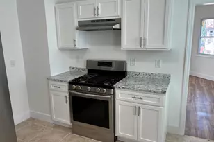 16 Vermont 2nd Floor St, Waterbury, CT 06704 - Photo 2