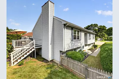25 Penny Lane, New London, CT 06320 - Photo 2