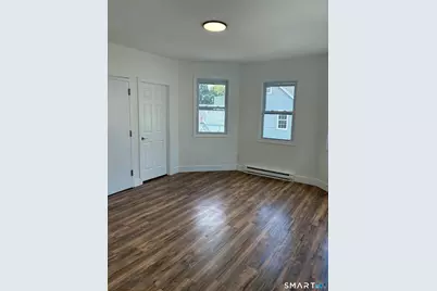 16 Vermont 3rd Floor Street #3, Waterbury, CT 06704 - Photo 4
