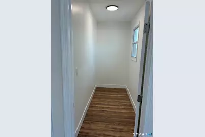 16 Vermont 3rd Floor Street #3, Waterbury, CT 06704 - Photo 6