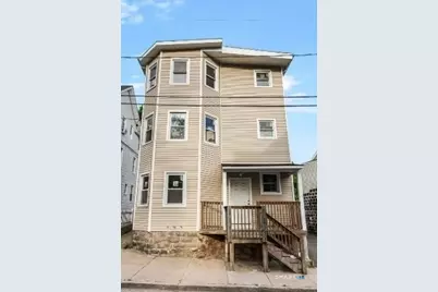 16 Vermont 3rd Floor Street #3, Waterbury, CT 06704 - Photo 1