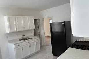16 Vermont 3rd Floor St, Waterbury, CT 06704 - Photo 10