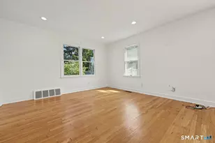 82 Laurel St, Stratford, CT 06615 - Photo 14