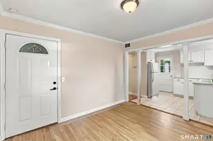 32 Van Buskirk Ave, Stamford, CT 06902 - Photo 8