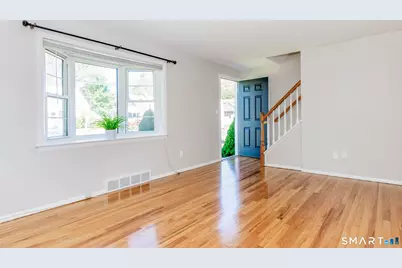 438 High Street, Fairfield, CT 06824 - Photo 4