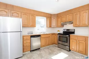 438 High St, Fairfield, CT 06824 - Photo 6