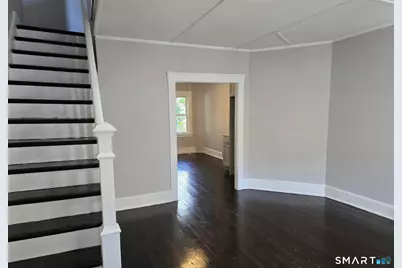 35 Ives Street, Waterbury, CT 06704 - Photo 2
