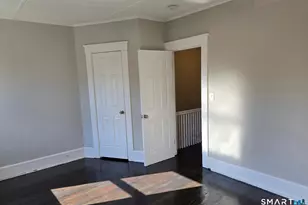 35 Ives St, Waterbury, CT 06704 - Photo 6