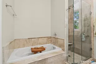 100 Stone Ridge Way, Fairfield, CT 06824 - Photo 20