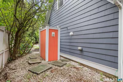 307 Old Post Road, Fairfield, CT 06824 - Photo 38