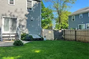 1079 Brooklawn Ave, Fairfield, CT 06825 - Photo 28