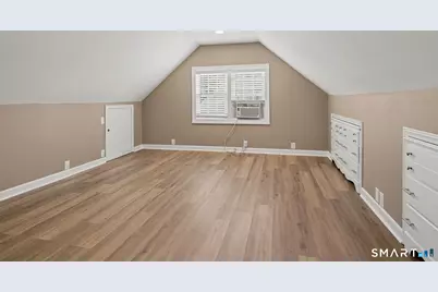 294 Burnsford Avenue, Bridgeport, CT 06606 - Photo 22