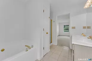 49 Melissa Dr, North Haven, CT 06473 - Photo 28