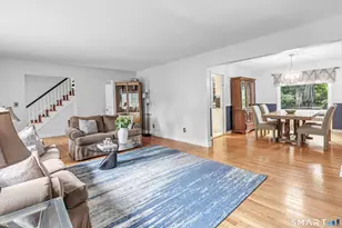 205 Stoneleigh Square, Fairfield, CT 06825 - Photo 8