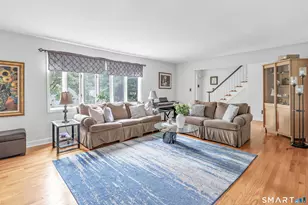 205 Stoneleigh Square, Fairfield, CT 06825 - Photo 6