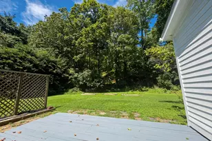 19 Armory St, Hamden, CT 06517 - Photo 4