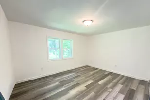 19 Armory St, Hamden, CT 06517 - Photo 12