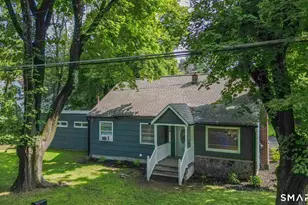 15 Clearview Ave, Danbury, CT 06811 - Photo 2