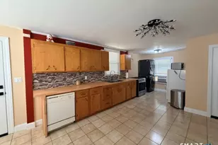 774 Hamilton Ave, Waterbury, CT 06706 - Photo 2