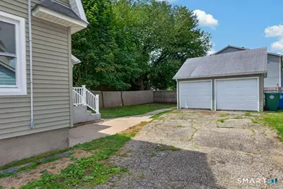 15 Johnson Avenue, Stratford, CT 06614 - Photo 4