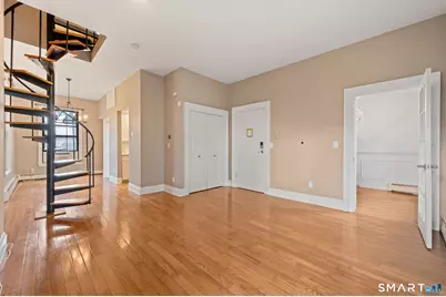 23 Charter Oak Place #4, Hartford, CT 06106 - Photo 2