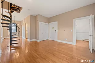 23 Charter Oak Pl, Hartford, CT 06106 - Photo 2