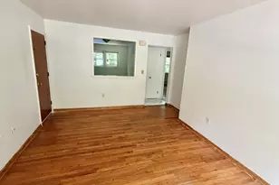 69 Oak Ridge Dr, New Haven, CT 06513 - Photo 8