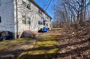 69 Oak Ridge Dr, New Haven, CT 06513 - Photo 2