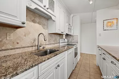 100 York Street #14C, New Haven, CT 06511 - Photo 4