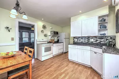 48 John Street, Trumbull, CT 06611 - Photo 14