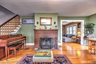48 John St, Trumbull, CT 06611 - Photo 4