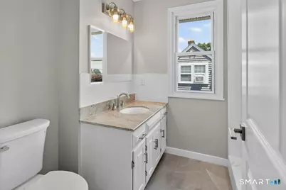 214 Burnsford Avenue, Bridgeport, CT 06606 - Photo 16