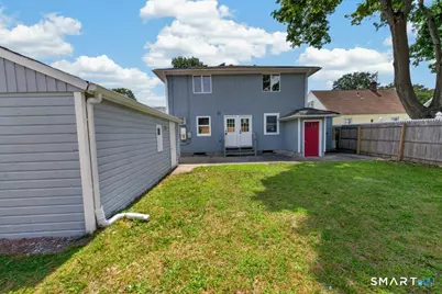 214 Burnsford Avenue, Bridgeport, CT 06606 - Photo 40