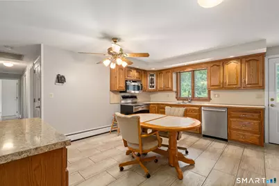 4 Sandpiper Drive, Bloomfield, CT 06002 - Photo 4