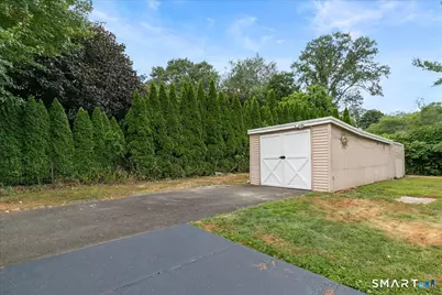 21 Green Street, Trumbull, CT 06611 - Photo 24