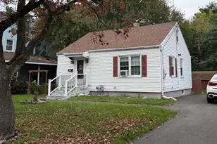 44 Oxford Dr, East Hartford, CT 06118 - Photo 2