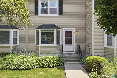 16 Braintree Court #16, Suffield, CT 06078 - Photo 2