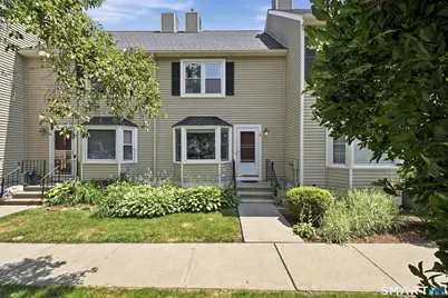 16 Braintree Court #16, Suffield, CT 06078 - Photo 1