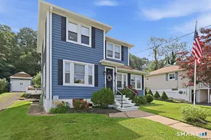 93 John St, East Haven, CT 06513 - Photo 2