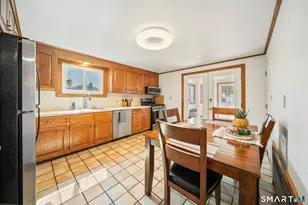 223 North St, Windsor Locks, CT 06096 - Photo 6