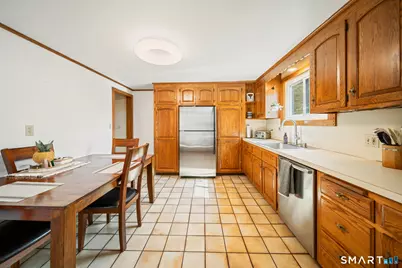 223 North Street, Windsor Locks, CT 06096 - Photo 8