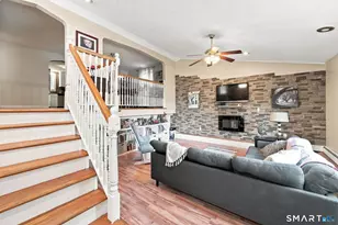 41 Taillon St, Bristol, CT 06010 - Photo 8
