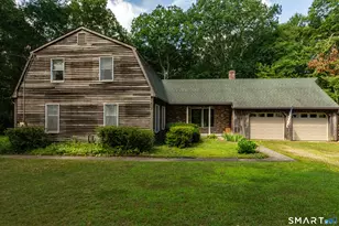 447 Pumpkin Hill Rd, Ledyard, CT 06339 - Photo 2