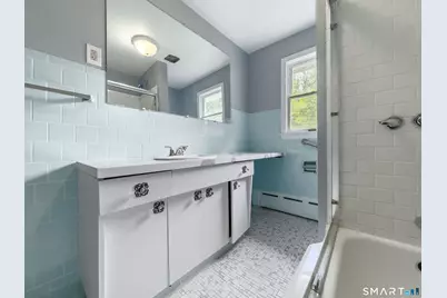 81 Esther Avenue, Waterbury, CT 06708 - Photo 12