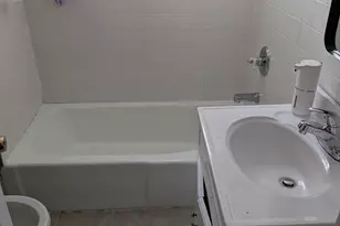 242 Davenport Ave, New Haven, CT 06519 - Photo 6