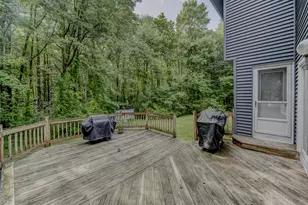 33 Habitat Ln, Bloomfield, CT 06002 - Photo 12