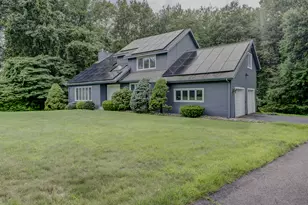 33 Habitat Ln, Bloomfield, CT 06002 - Photo 4