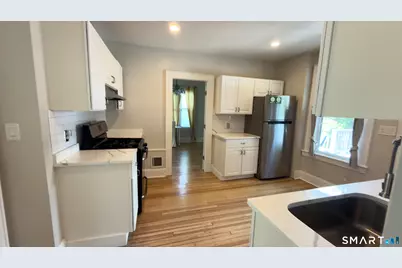 324 Villa Avenue, Fairfield, CT 06825 - Photo 16