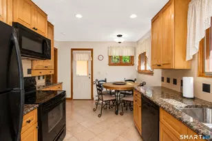 307 Tolland Stage Rd, Tolland, CT 06084 - Photo 4