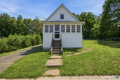 19 Homestead Street, Manchester, CT 06042 - Photo 2